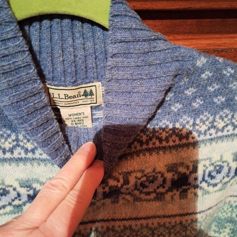 Sweater - Picture 3 of 3